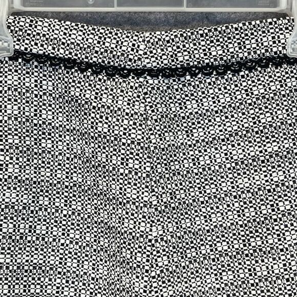 NWT KARL LAGERFELD Skirt Womens Size 16 Black White Tweed A-Line Mini Flat Front - Picture 2 of 16